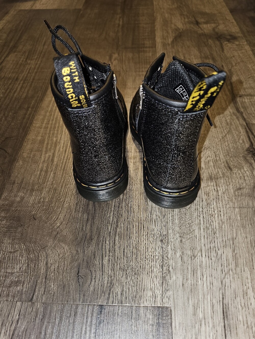 Dr.Marten Toddler Girl Boot - Picture 3 of 9
